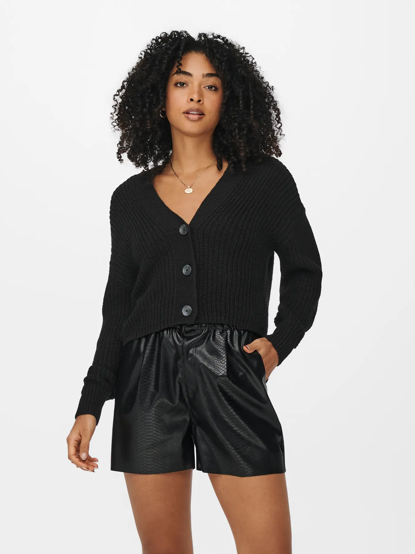 Cropped Cardi Black - Image 3